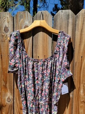 NWT O'neill Floral Dress